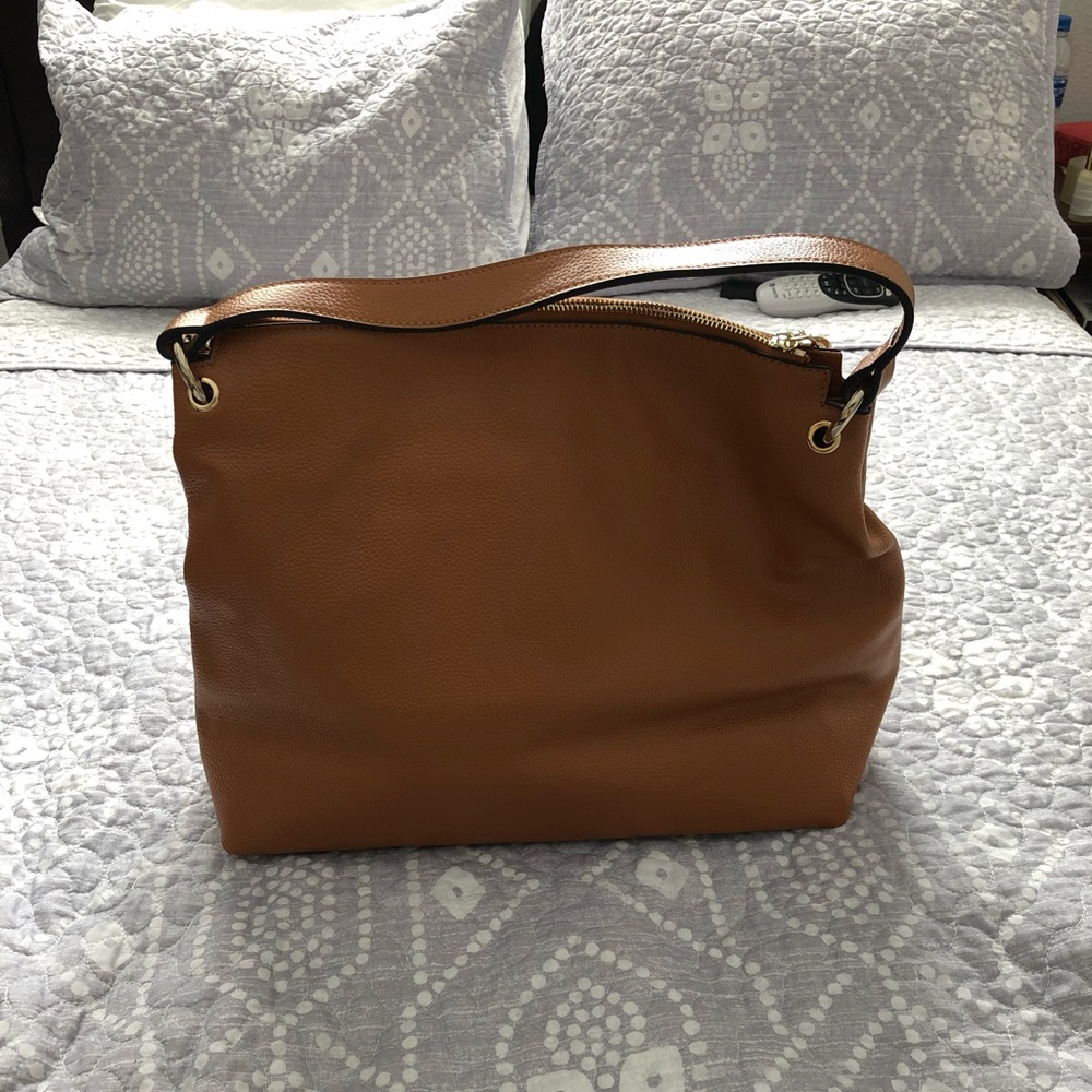 Large shoulder bag